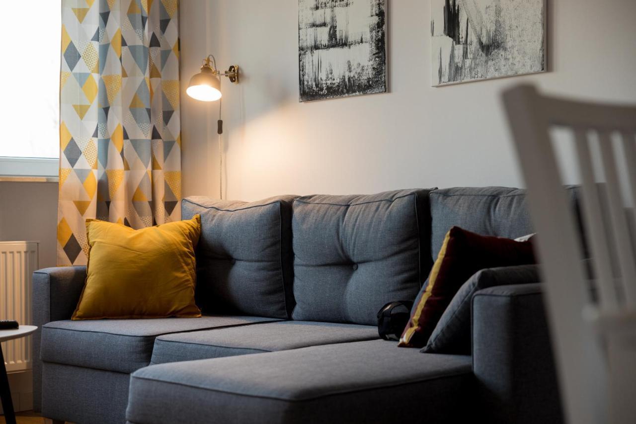 Ochota Homely Apartment Warsaw Exterior photo