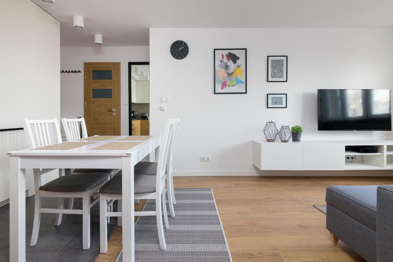 Ochota Homely Apartment Warsaw Exterior photo
