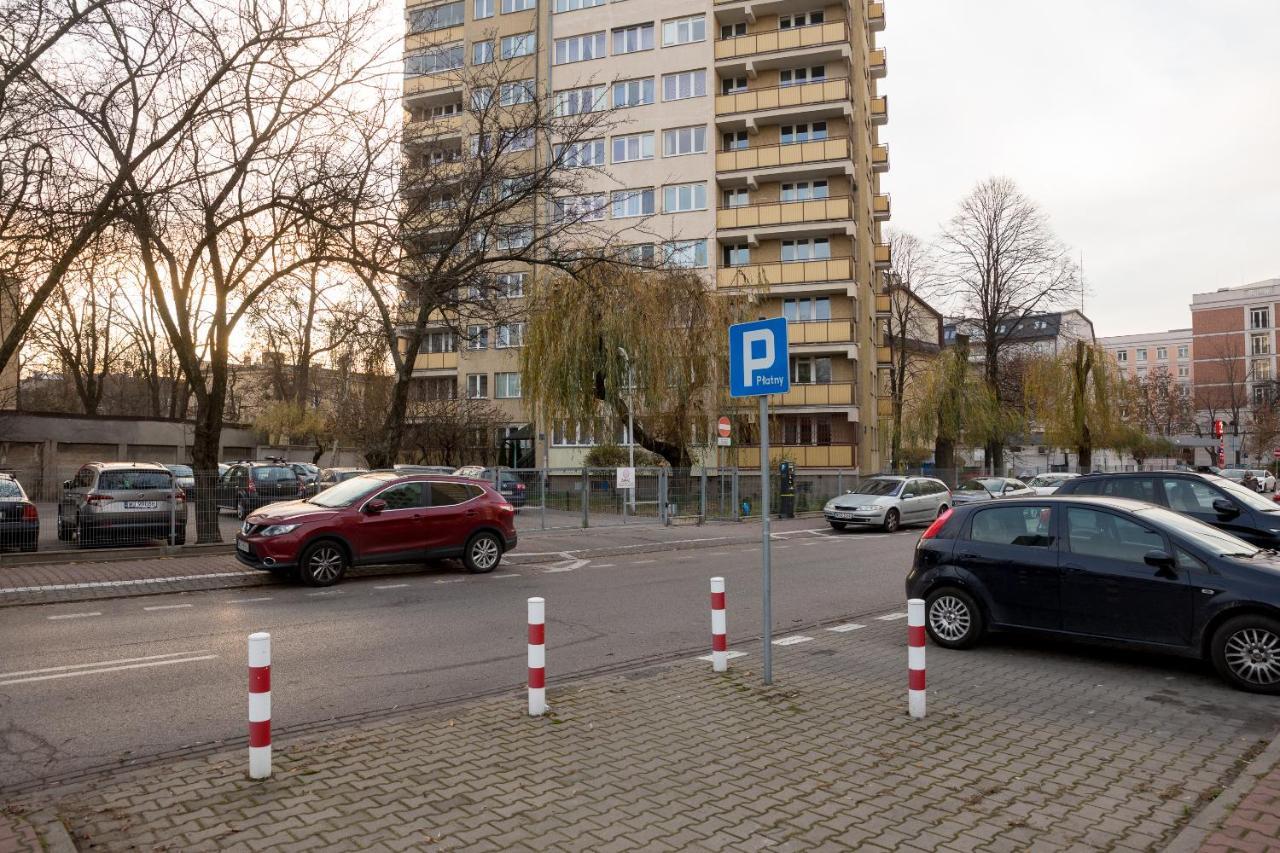 Ochota Homely Apartment Warsaw Exterior photo